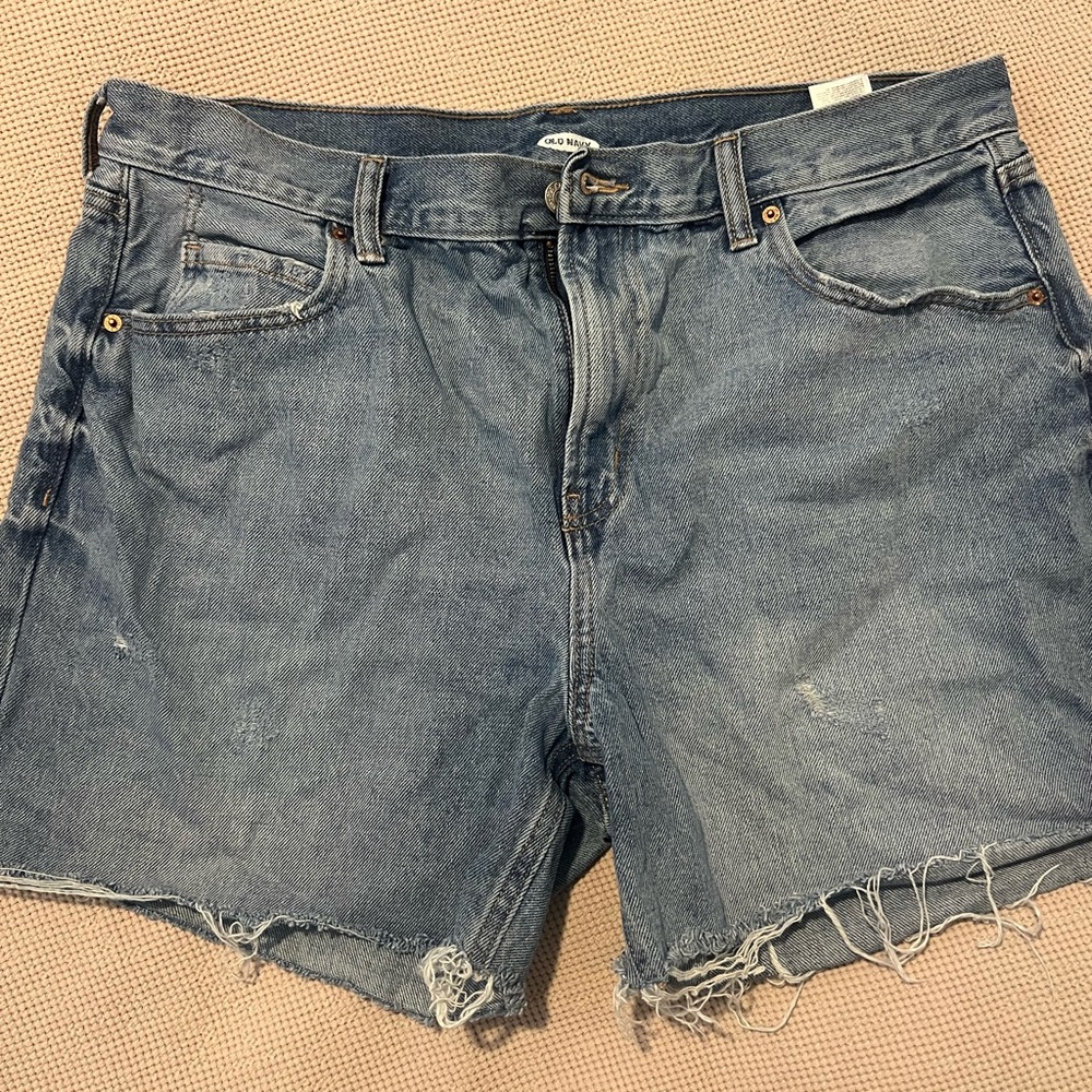 Old Navy Jean shorts, size 16